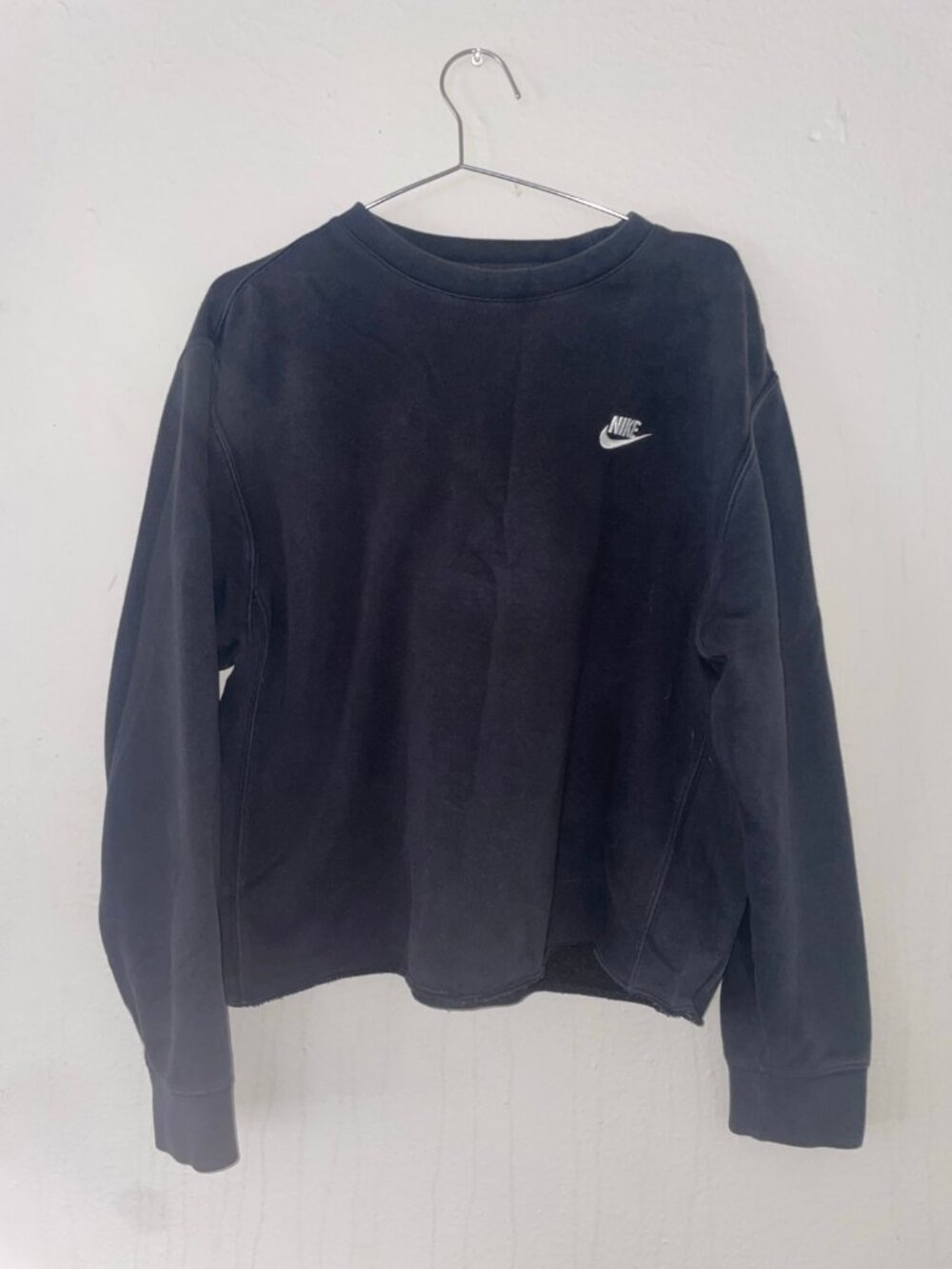Nike Men's Crewneck Sweatshirt Black Embroidered Logo